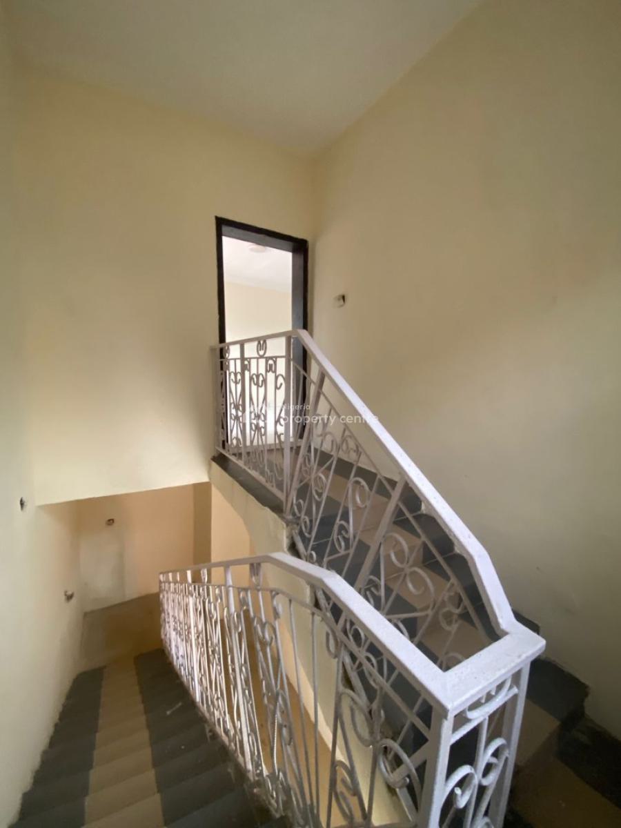 Neat 2bedroom for Fast People Only, Bring Your Generator, Interlocked Road, Igbo Efon, Lekki, Lagos, Flat / Apartment for Rent