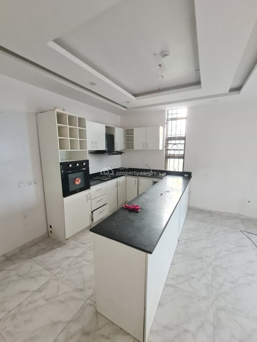 Spacious 3 Bedroom Apartment, Ikate, Lekki, Lagos, Flat / Apartment for Rent