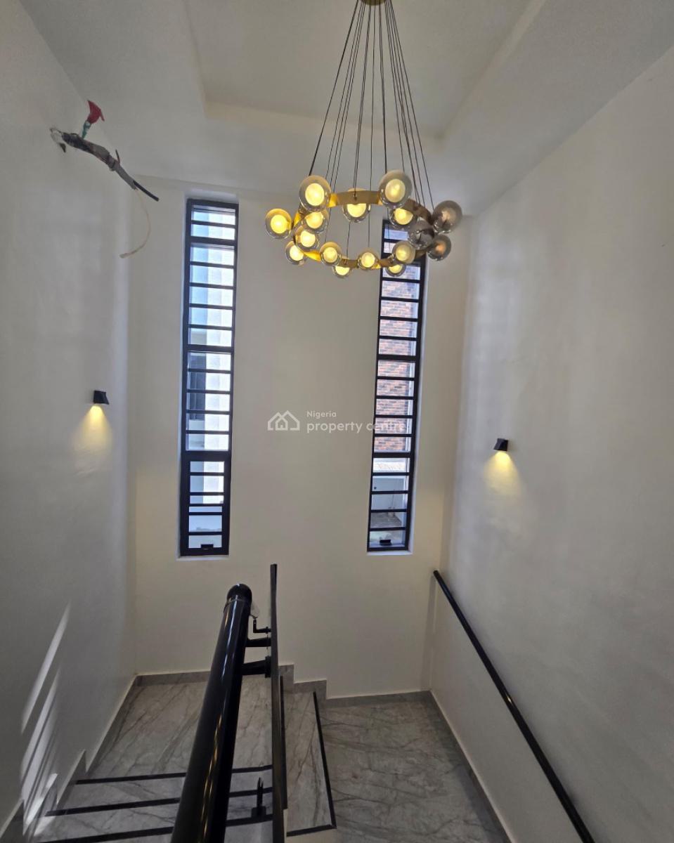 Finely Built 4 Bedroom Terrace Duplex Bq, Lekki Phase 1, Lekki, Lagos, Terraced Duplex for Sale