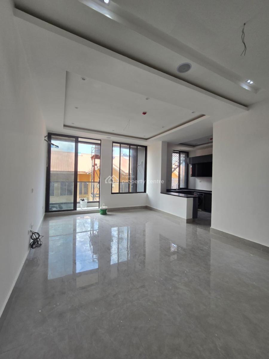 3 Bedroom Apartment with Bq, Gym, Elevator and Swimming Pool, Lekki Phase 1, Lekki, Lagos, Flat / Apartment for Rent