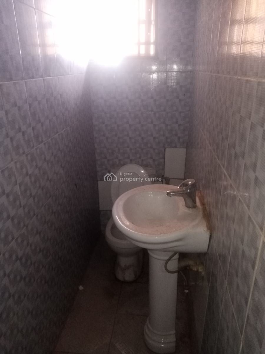 Classic Luxury Spacious 2 Bedroom Apartment with Selfcontain Bq, Kaura, Abuja, Flat / Apartment for Rent