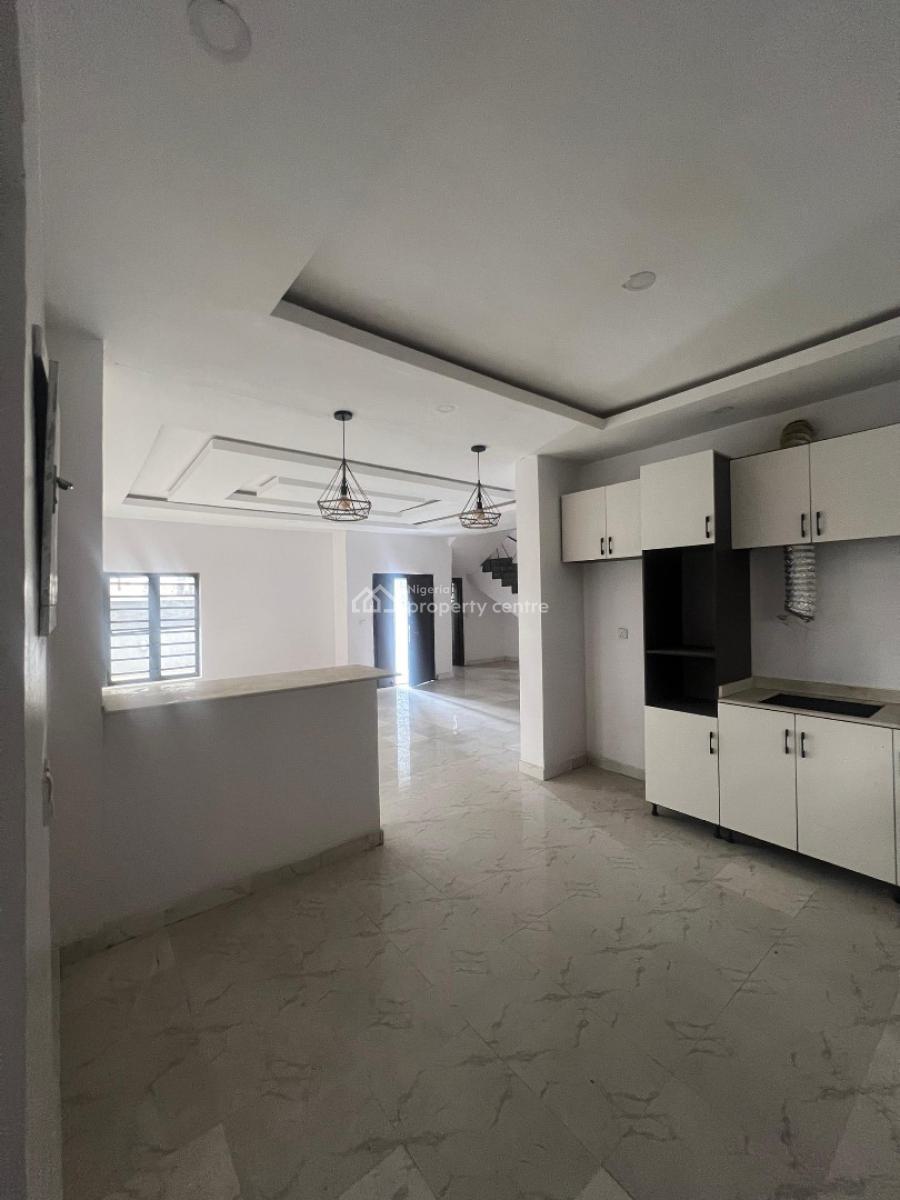 Luxury 3 Bedroom Duplex, Ologolo, Lekki, Lagos, Semi-detached Duplex for Sale