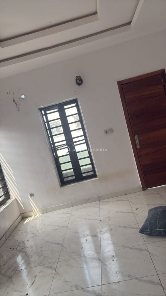 Beautiful Luxurious Share Apartment at Lekki Scheme 2 Ajah, Lekki Scheme 2 Off Abraham Adesanya Estate Ajah, Ajah, Lagos, Self Contain (single Rooms) for Rent