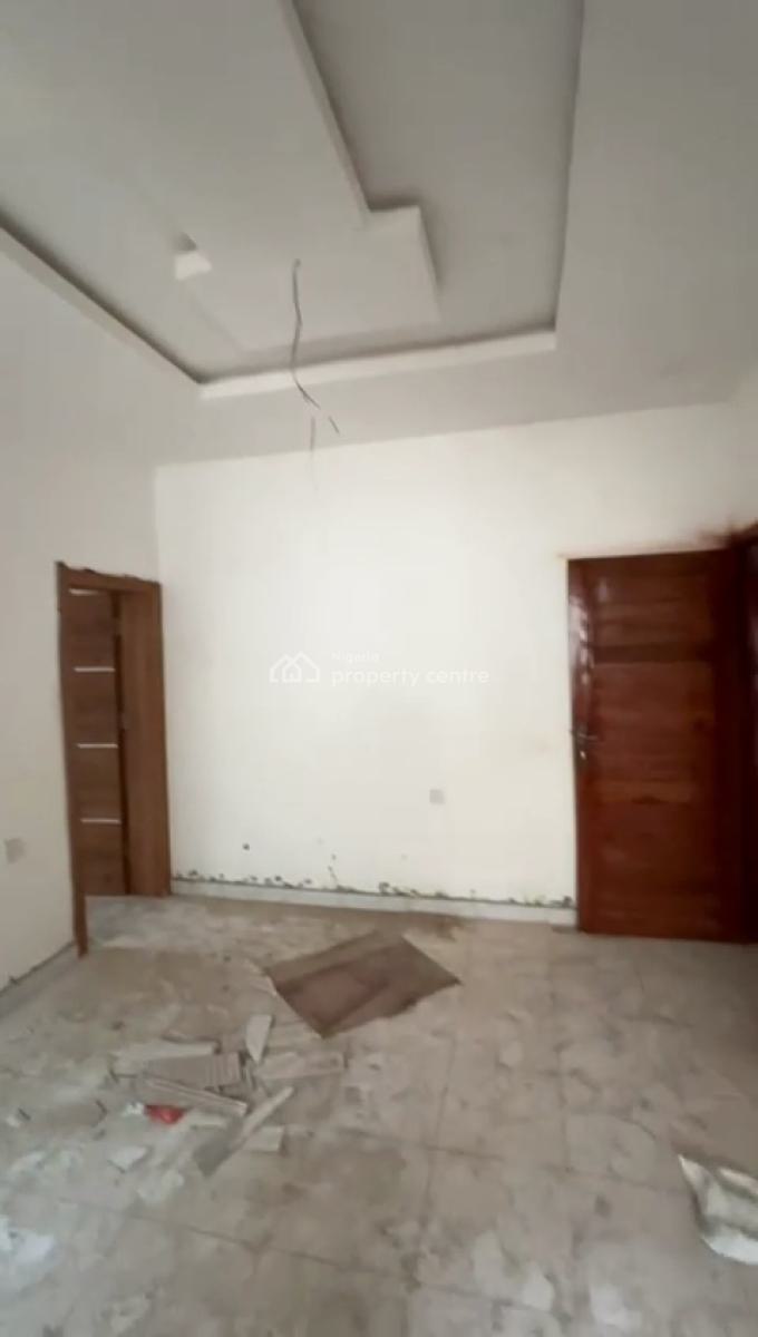 New 1bedroom Flat Upstairs with 2toilet 1bath, Off Pedro Road, Palmgrove, Shomolu, Lagos, Mini Flat (room and Parlour) for Rent