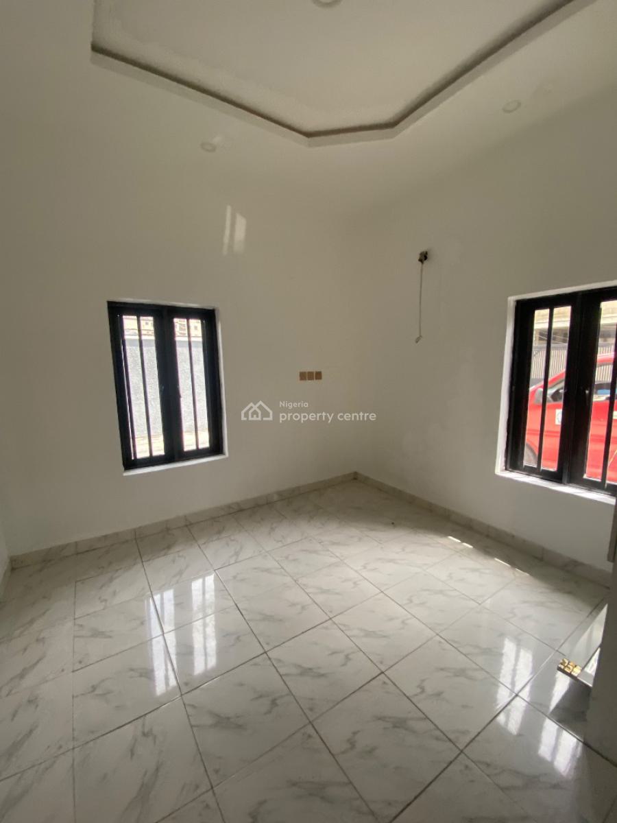 Well Built 2 Bedroom Apartment, Ikate, Lekki, Lagos, Flat / Apartment for Rent