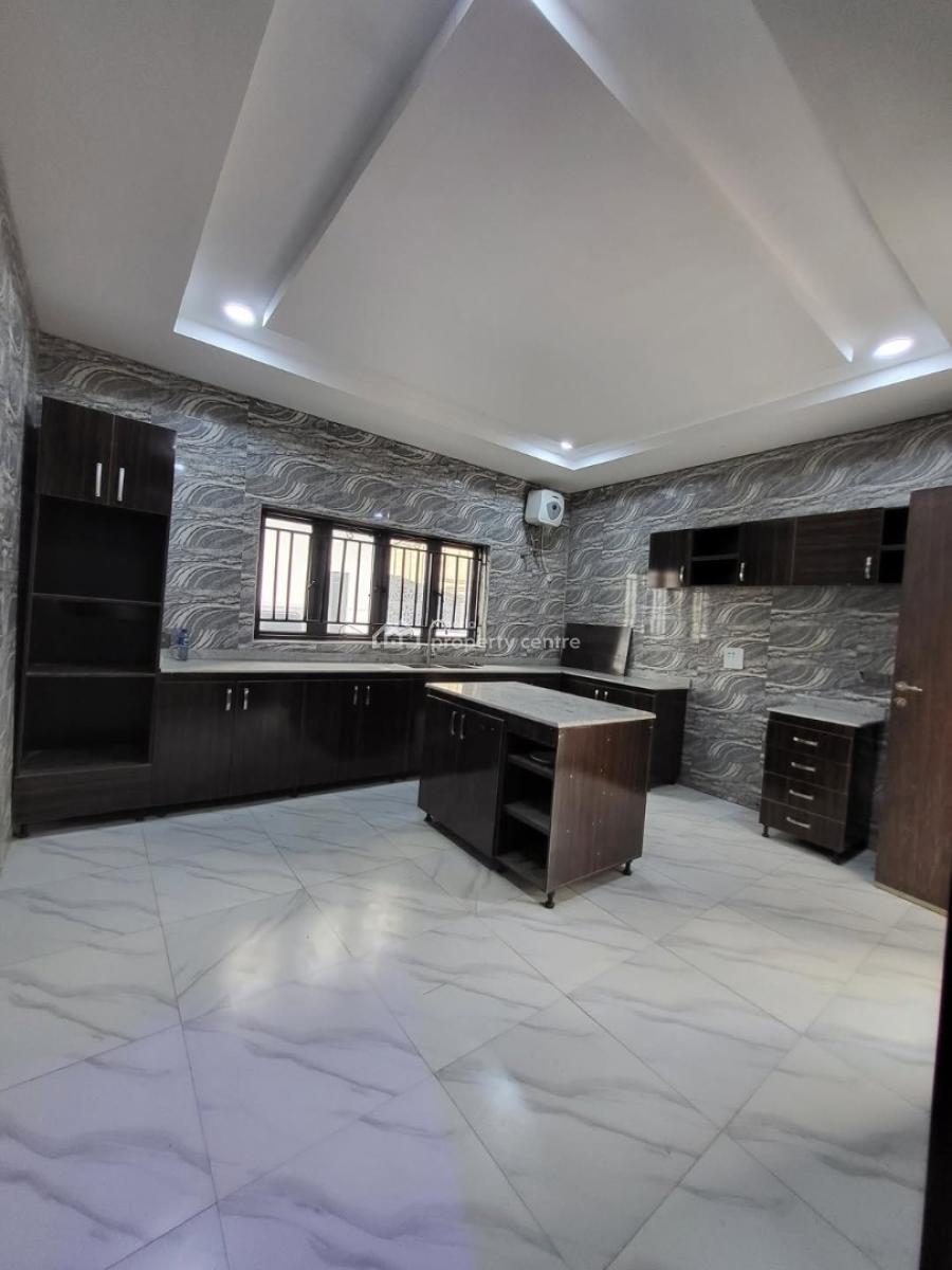 Beautiful and Newly Built 5 Bedroom Spacious Detached Duplex with Bq, Guzape District, Abuja, Detached Duplex for Sale