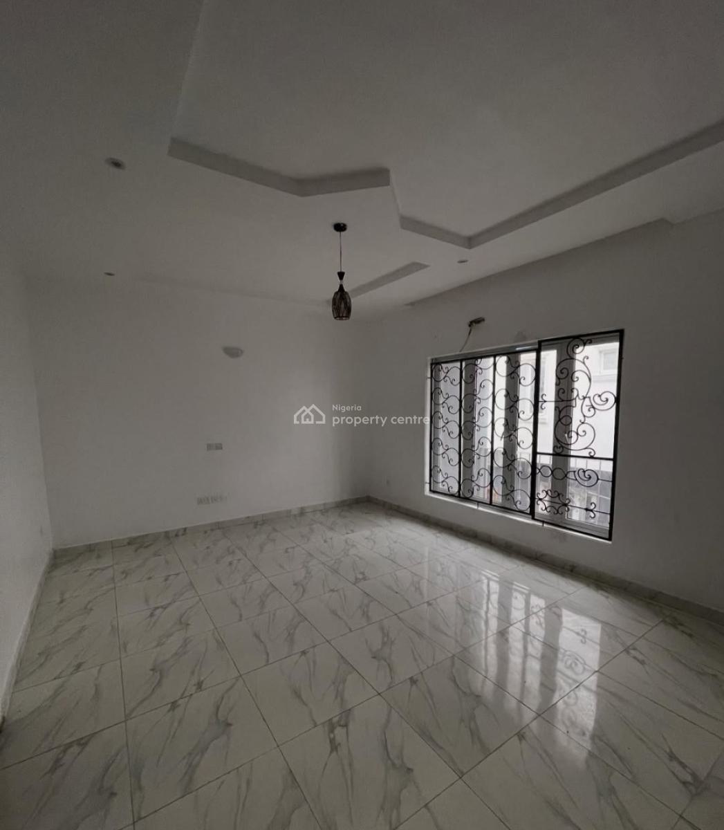 Self-serviced and Self-compound 4 Bedroom En-suite Semi-detached House, Ikate, Lekki, Lagos, Semi-detached Duplex for Rent