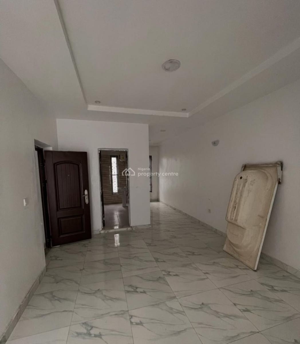 Self-serviced and Self-compound 4 Bedroom En-suite Semi-detached House, Ikate, Lekki, Lagos, Semi-detached Duplex for Rent