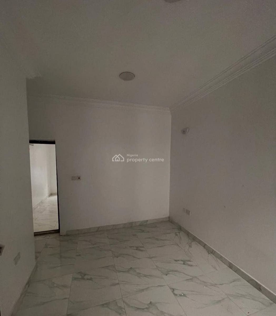 Self-serviced and Self-compound 4 Bedroom En-suite Semi-detached House, Ikate, Lekki, Lagos, Semi-detached Duplex for Rent