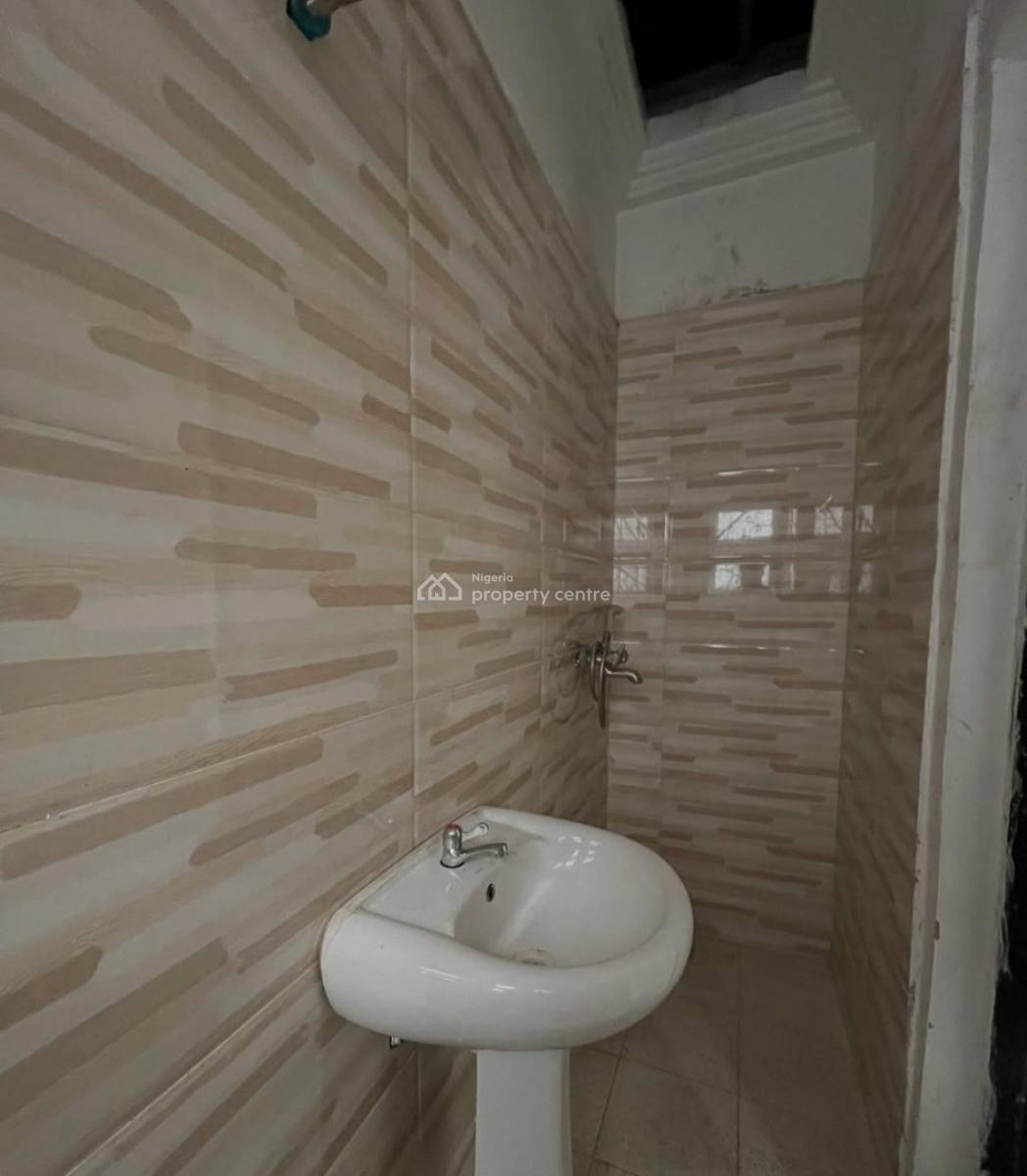 Self-serviced and Self-compound 4 Bedroom En-suite Semi-detached House, Ikate, Lekki, Lagos, Semi-detached Duplex for Rent