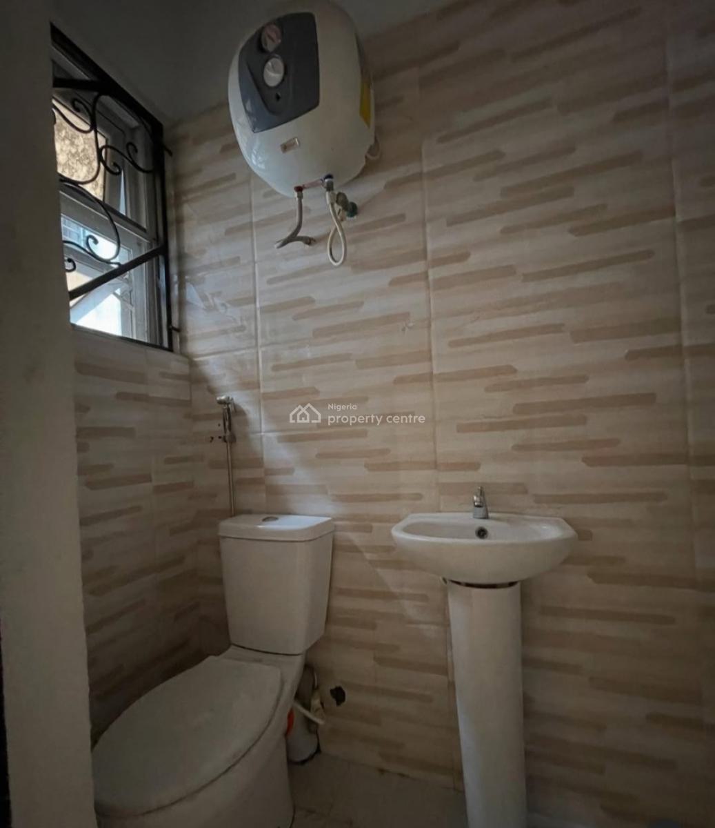 Self-serviced and Self-compound 4 Bedroom En-suite Semi-detached House, Ikate, Lekki, Lagos, Semi-detached Duplex for Rent