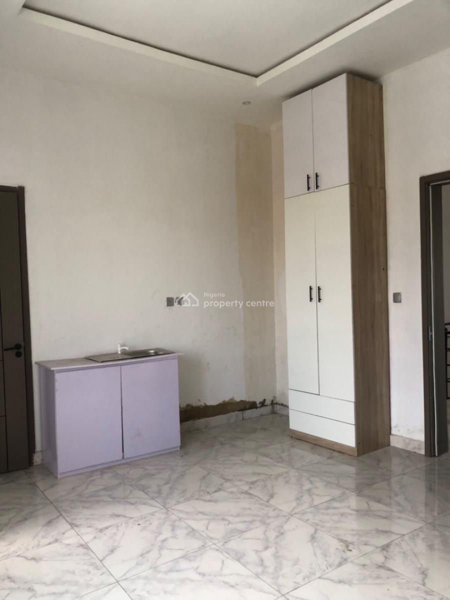 1 Bedroom Self Contain, Ologolo, Ologolo, Lekki, Lagos, Self Contain (single Rooms) for Rent