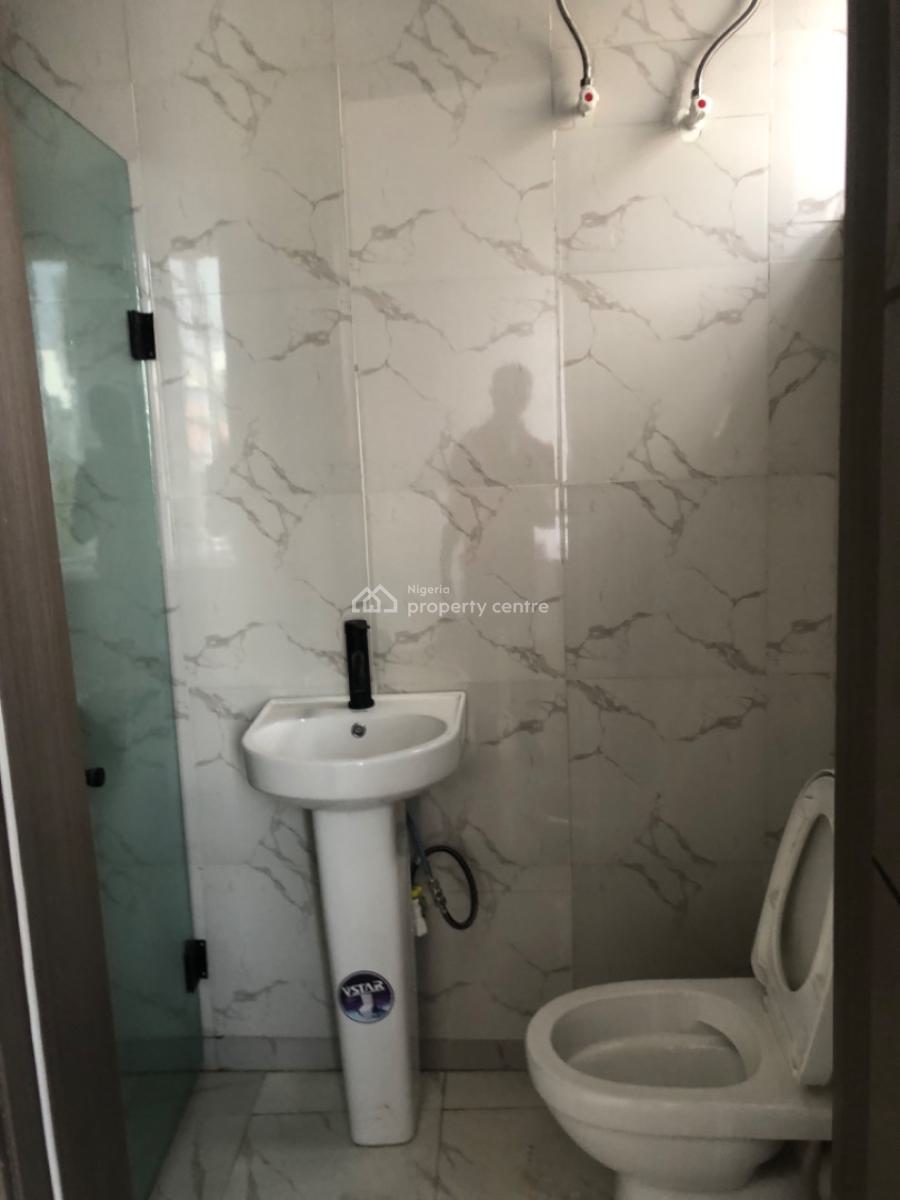 1 Bedroom Self Contain, Ologolo, Ologolo, Lekki, Lagos, Self Contain (single Rooms) for Rent
