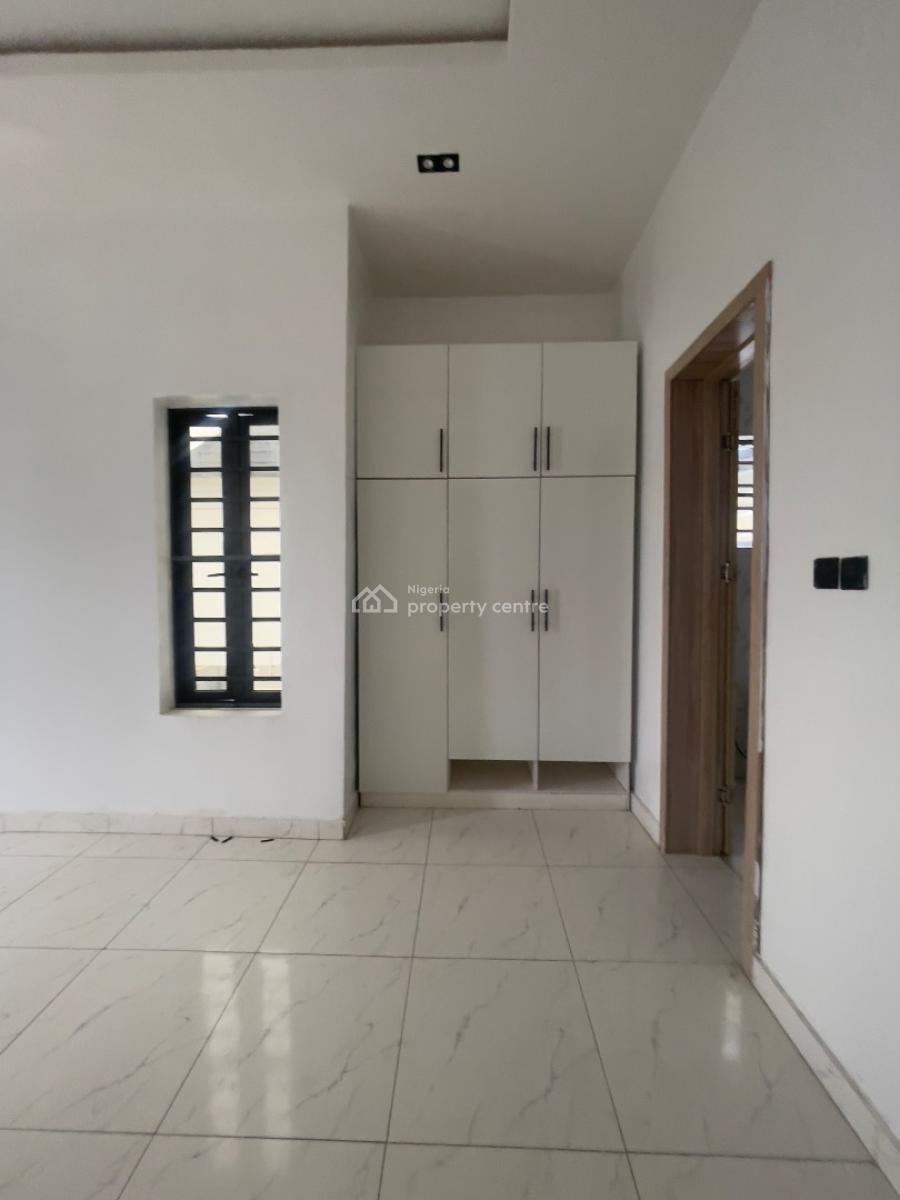 Nicely Built 5bedroom Fully Detached with Bq & Security House, Chevron Tollgate By Orchid Road, Lekki, Lagos, Detached Duplex for Sale
