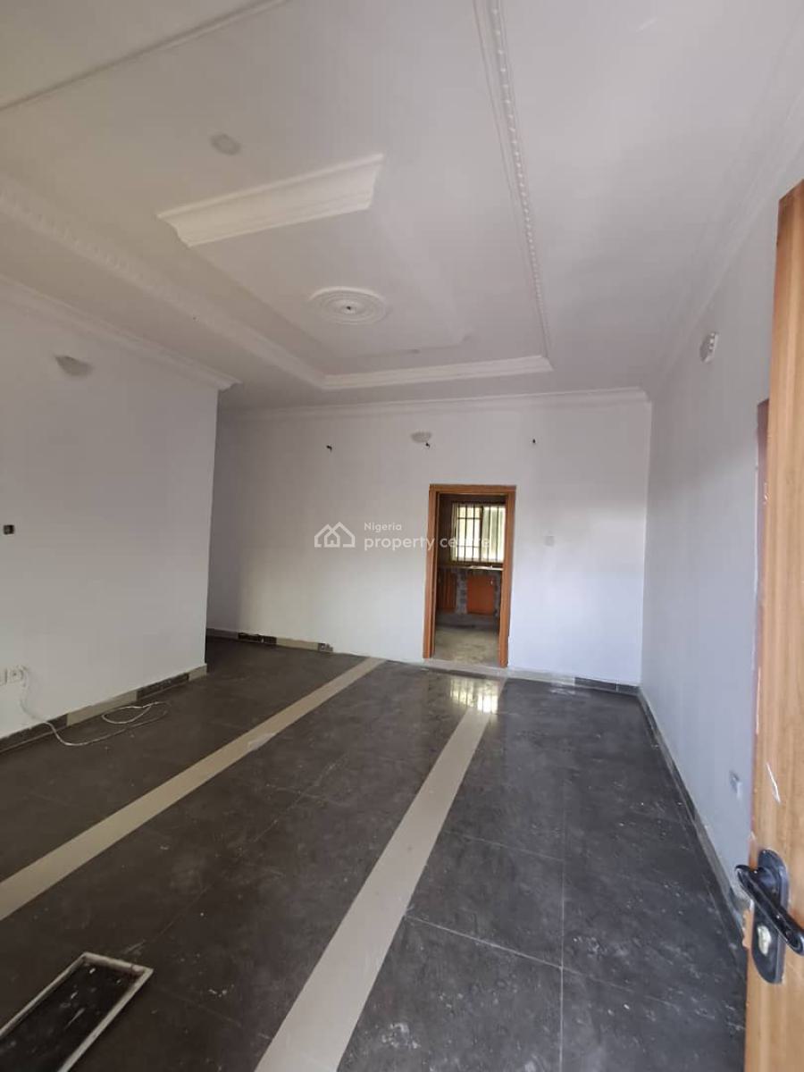 Newly Renovated 1 Bedroom and Parlour (mini Flat), New Road, Alpha Beach, Chevron, Lekki, Lagos, Mini Flat (room and Parlour) for Rent