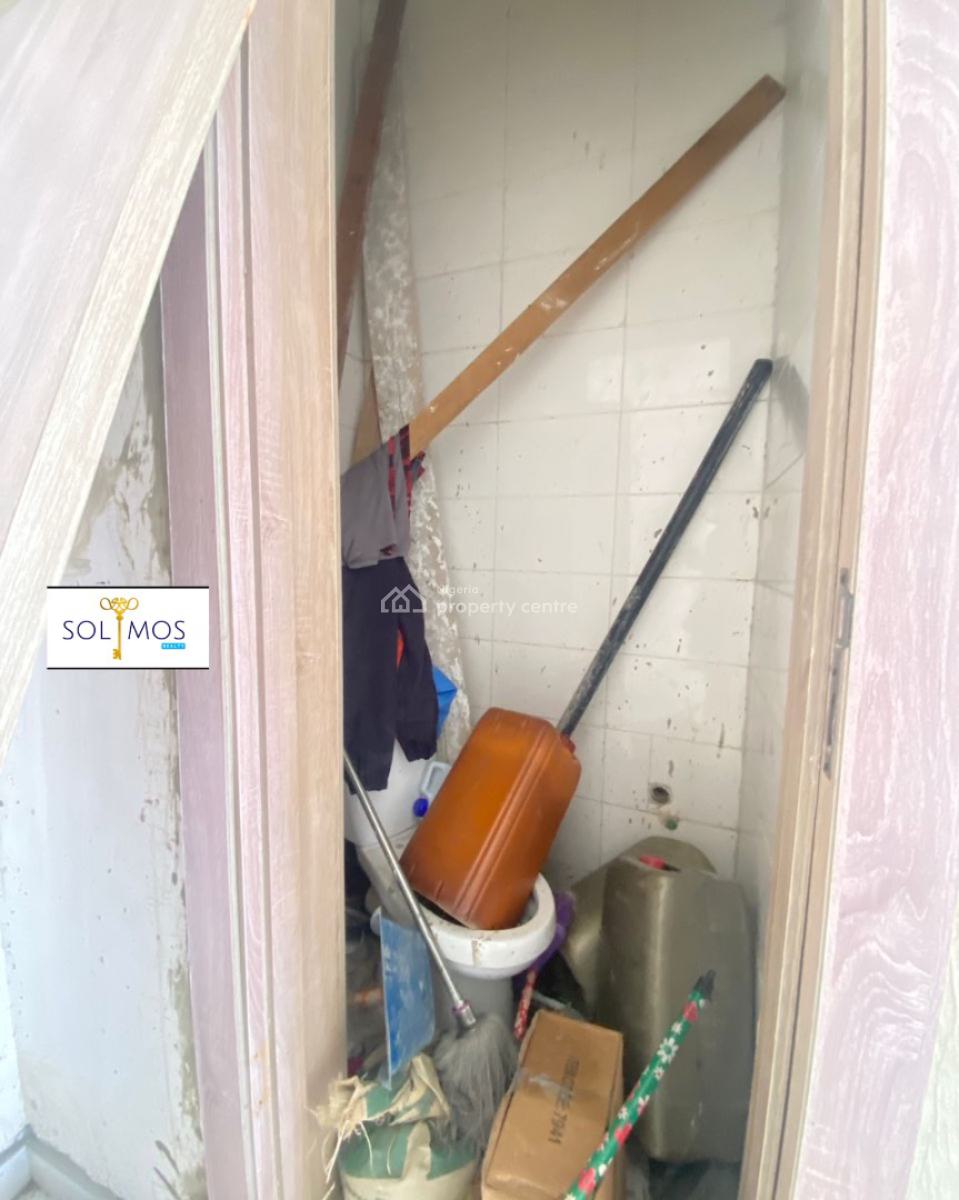 Spacious Downstairs Shop, Orchid, Lekki, Lagos, Shop for Sale