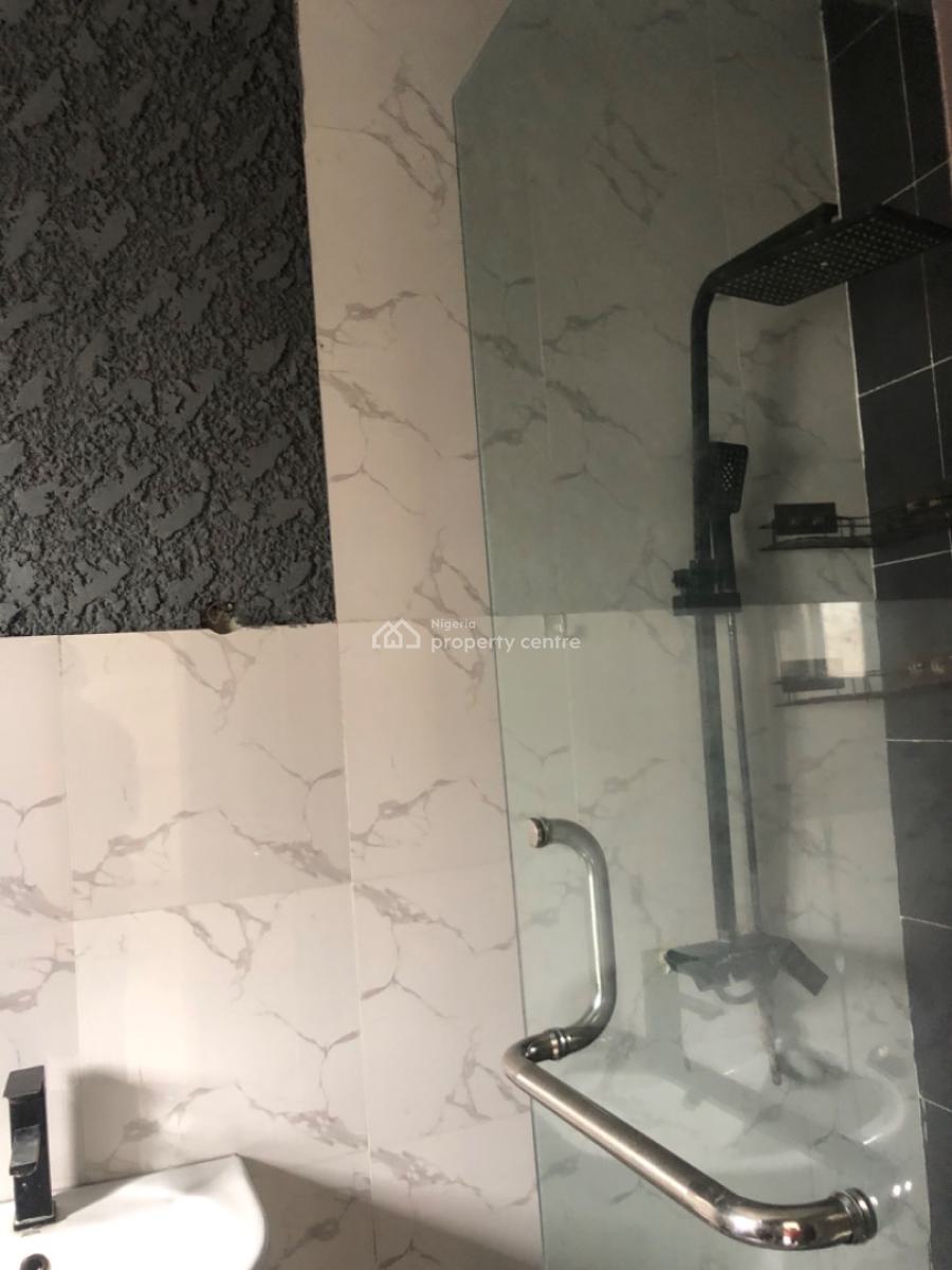 Self Contain Room, Ologolo, Lekki, Lagos, Self Contain (single Rooms) for Rent