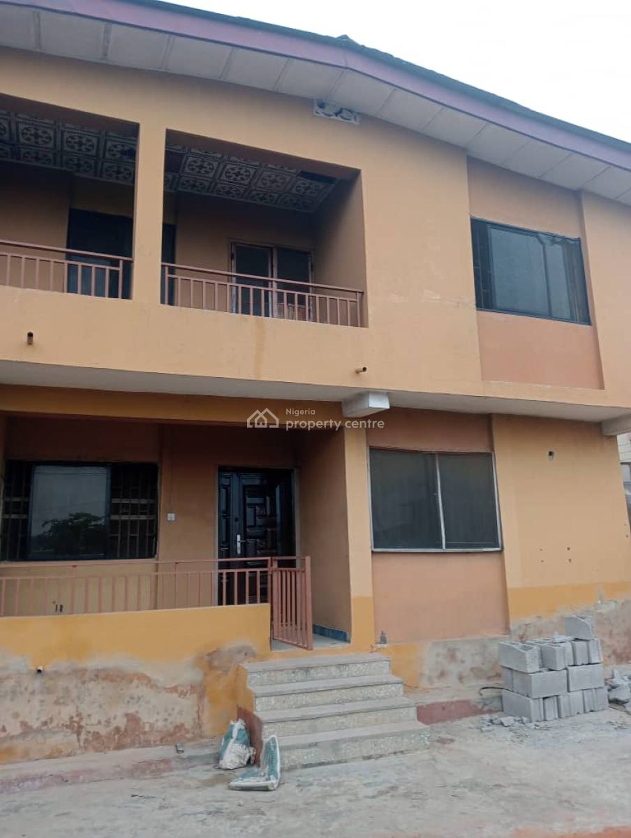 3 Bedrooms Flat, Olowora, Magodo, Lagos, Flat / Apartment for Rent