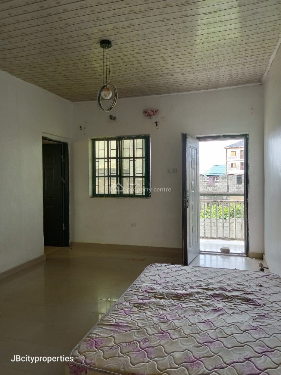 2 Bedrooms Apartment, Ogombo Roundabout, Ogombo, Ajah, Lagos, Flat / Apartment for Rent