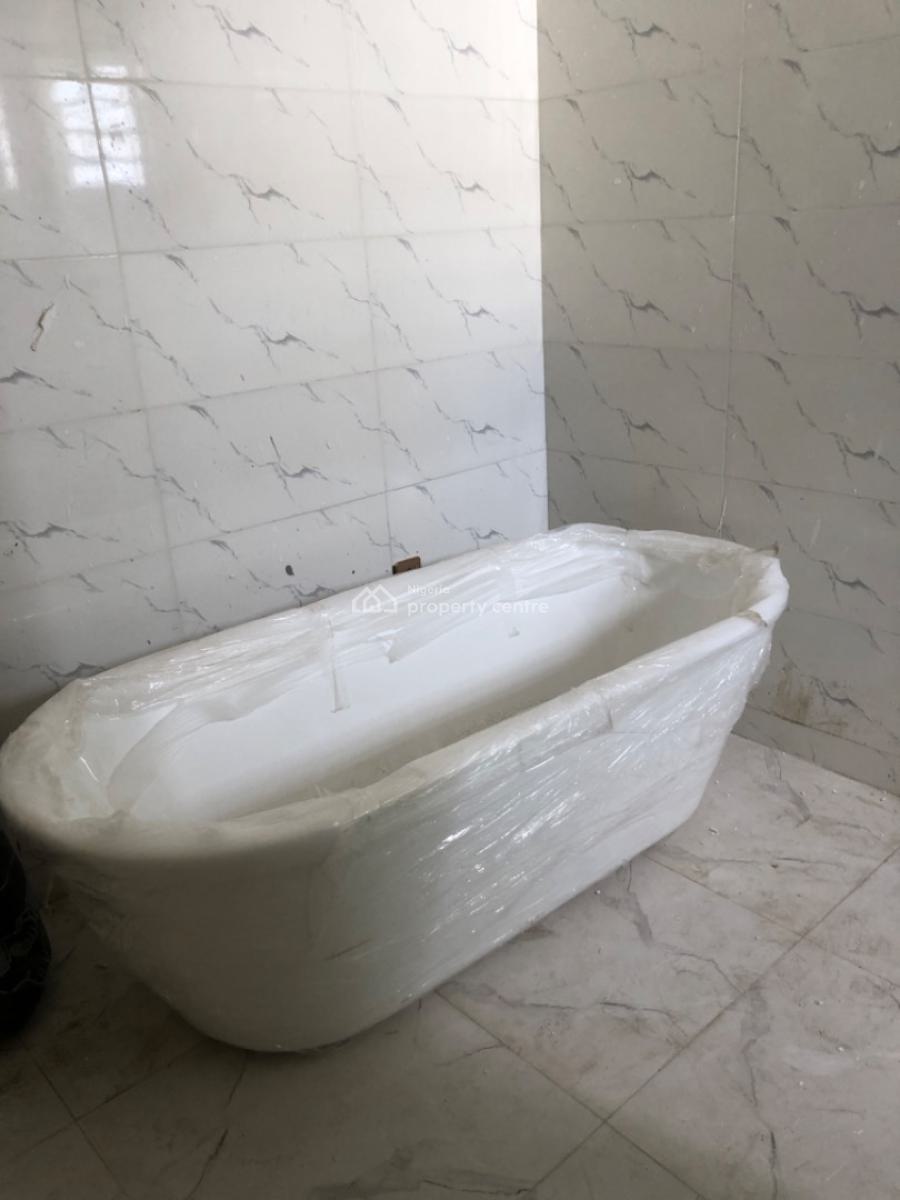 4 Bedroom Fully Detached Duplex, Ologolo, Lekki, Lagos, Self Contain (single Rooms) for Rent