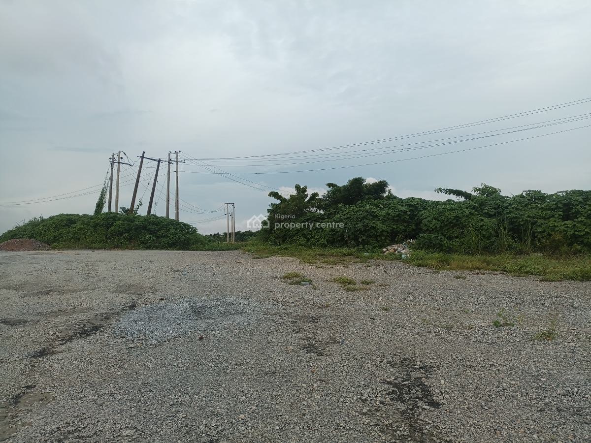 Commercial 4600m2 Facing Main Expressway for Warehouse/event Center, Adjacent Guru Facing Lagos-ibadan Expressway, Challenge, Ibadan, Oyo, Commercial Land for Sale