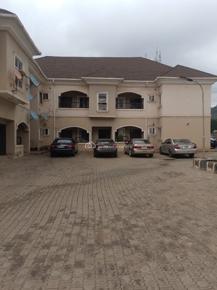2 Bedrooms with Wardrobe and Fitted Kitchen, News Engineering, Dawaki, Gwarinpa, Abuja, Flat / Apartment for Rent