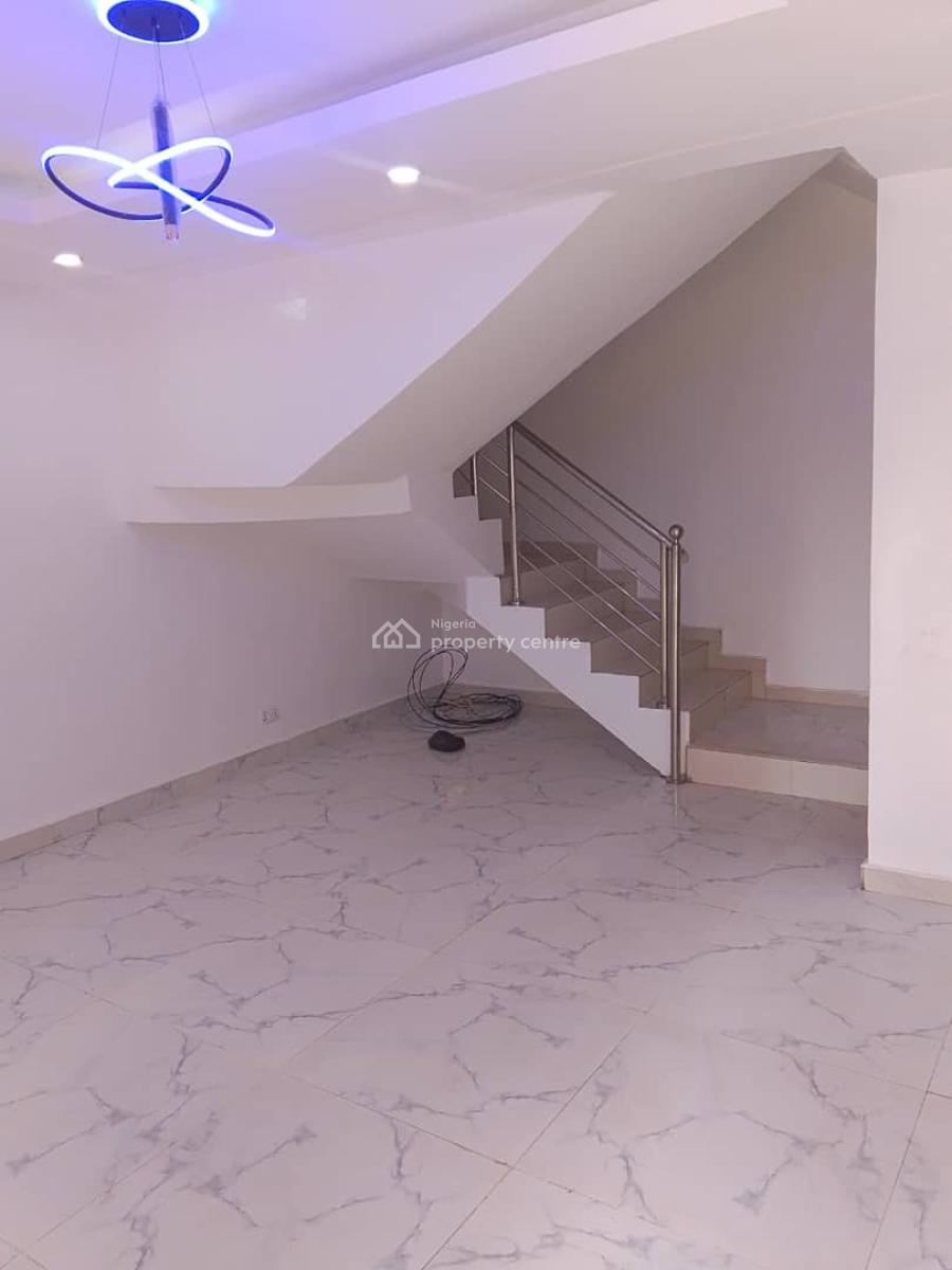 4 Bedroom Semi Duplex  with 2 Bq, Lekki Phase 1, Lekki, Lagos, Semi-detached Duplex for Sale