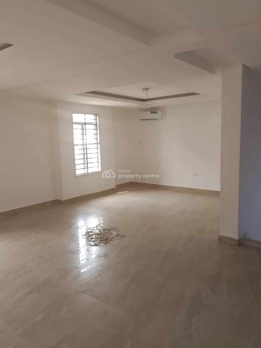 4 Bedroom Semi Duplex  with 2 Bq, Lekki Phase 1, Lekki, Lagos, Semi-detached Duplex for Sale