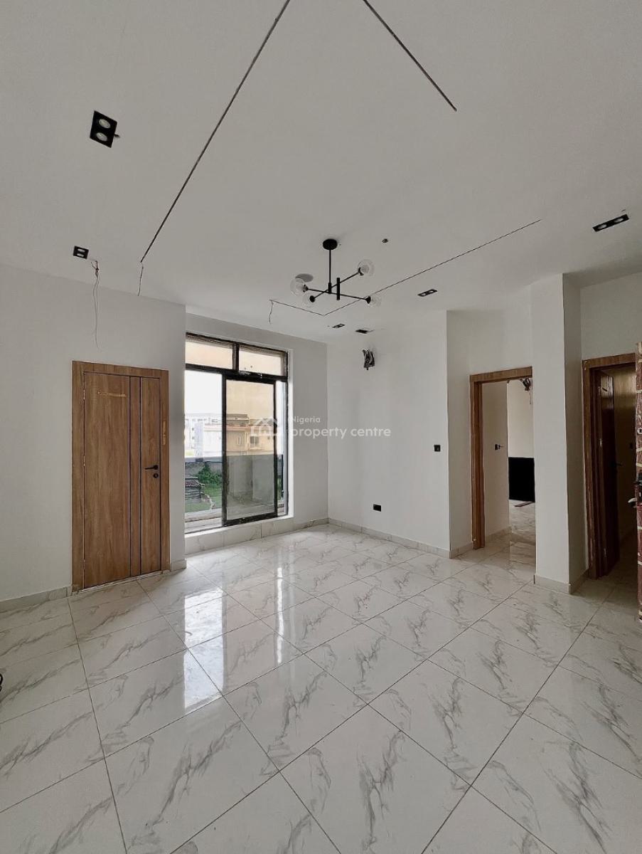Fully Serviced 2 Bedroom Apartment with Swimming Pool, Ologolo, Lekki, Lagos, Block of Flats for Sale