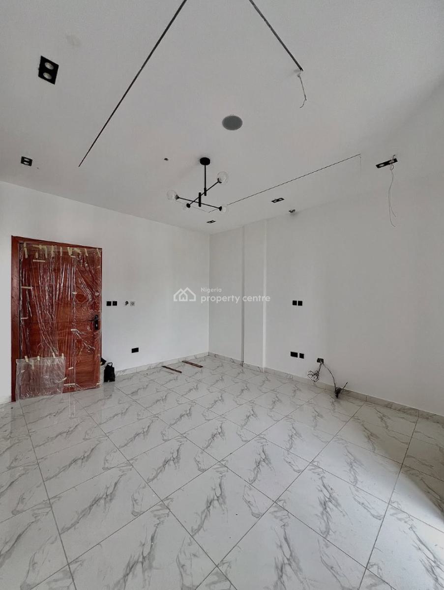 Fully Serviced 2 Bedroom Apartment with Swimming Pool, Ologolo, Lekki, Lagos, Block of Flats for Sale