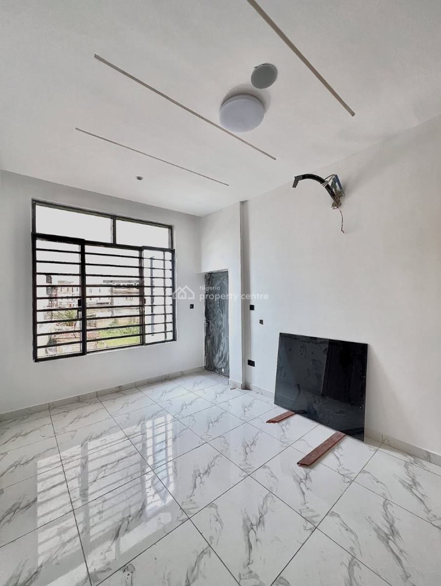 Fully Serviced 2 Bedroom Apartment with Swimming Pool, Ologolo, Lekki, Lagos, Block of Flats for Sale