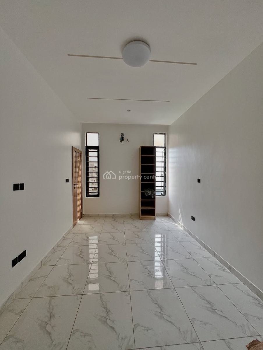 Fully Serviced 2 Bedroom Apartment with Swimming Pool, Ologolo, Lekki, Lagos, Block of Flats for Sale