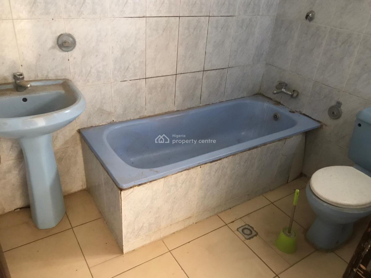 Standard 2 Bedroom Blocks of Flat, Wuye, Abuja, Flat / Apartment for Rent