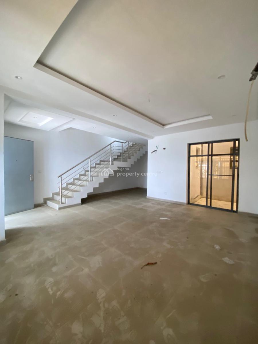 4 Bedroom Terraced Duplex with Bq, Boxroom, Berra Estate, Chevron, Lekki, Lagos, Terraced Duplex for Sale
