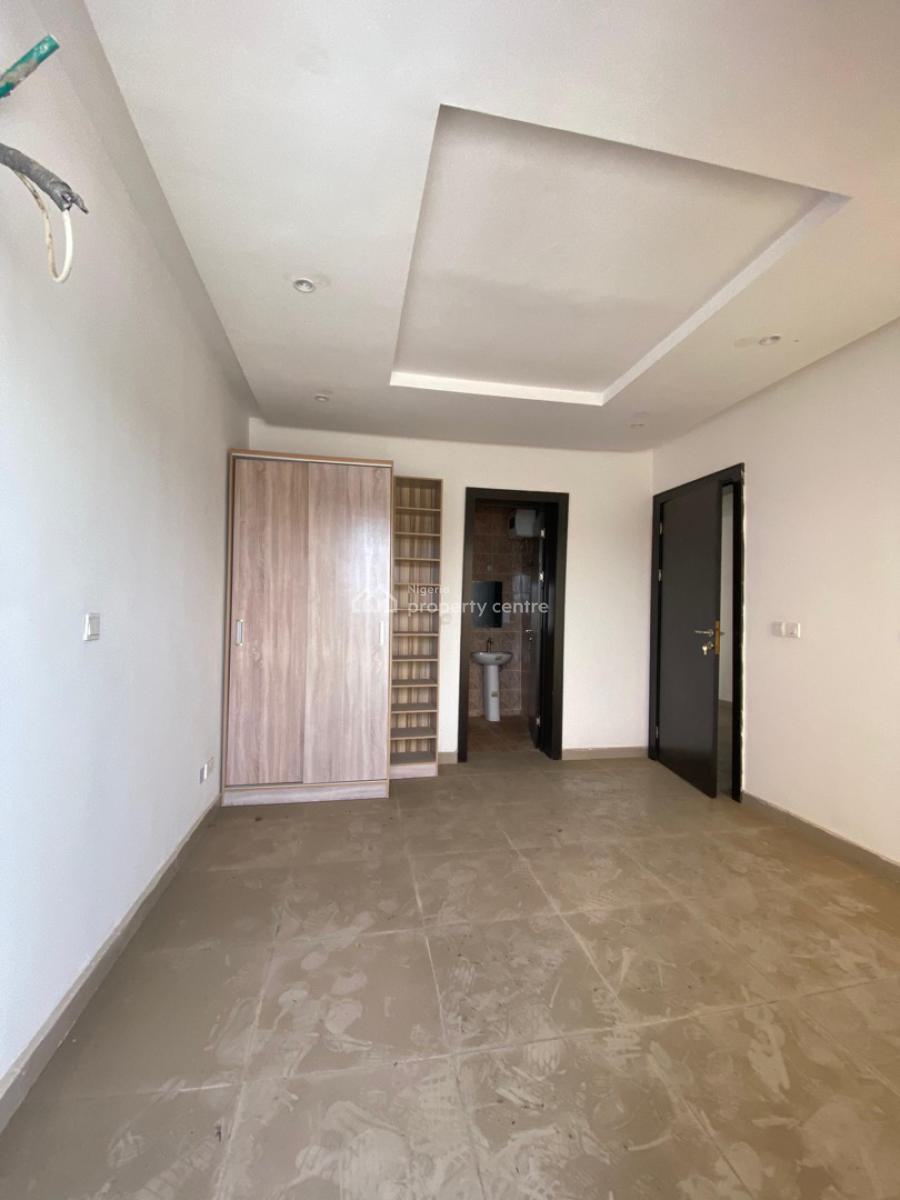 4 Bedroom Terraced Duplex with Bq, Boxroom, Berra Estate, Chevron, Lekki, Lagos, Terraced Duplex for Sale