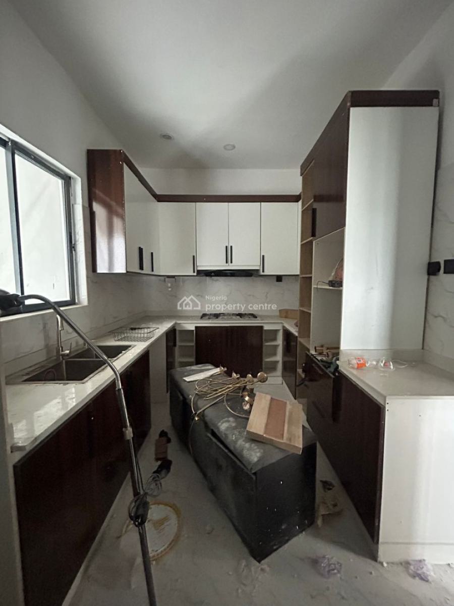 2 Bedroom Apartment with Swimming Pool and Gym, Ikate, Lekki, Lagos, Flat / Apartment for Rent