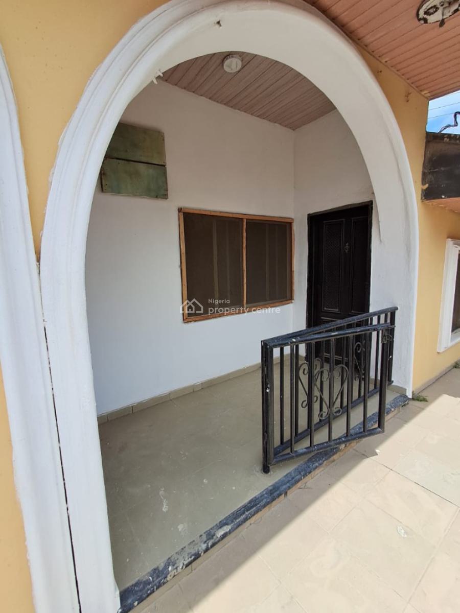 Nice 2 Bedroom Flat Bungalow, Sora Estate New Road, Alpha Beach, Chevron, Lekki, Lagos, Flat / Apartment for Rent