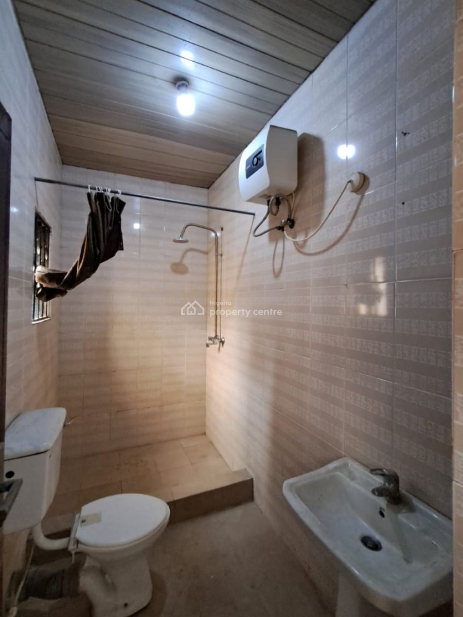 Nice 2 Bedroom Flat Bungalow, Sora Estate New Road, Alpha Beach, Chevron, Lekki, Lagos, Flat / Apartment for Rent