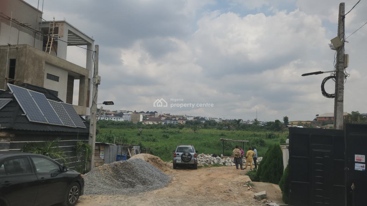 Several Plots of Land  in Magodo, Magodo Estate, Magodo, Lagos, Mixed-use Land for Sale