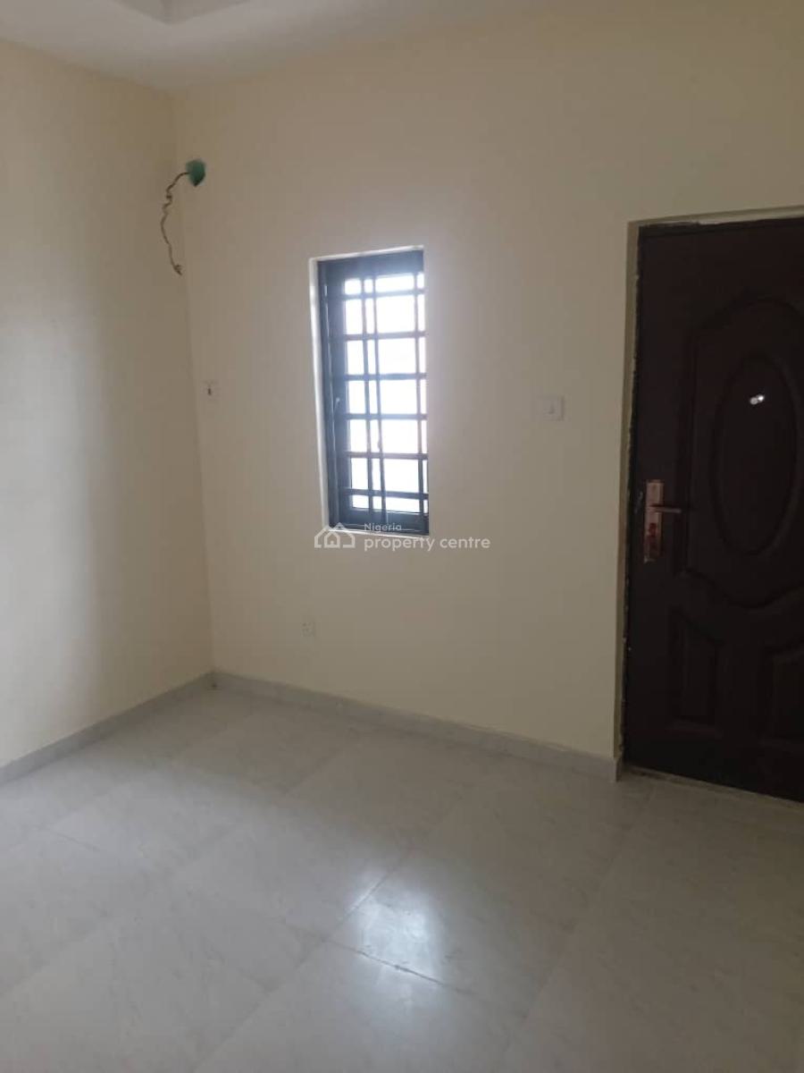 Service 4 Bedroom Terrace with Bq, Ocean Palm Estate, Sangotedo, Ajah, Lagos, Flat / Apartment for Rent