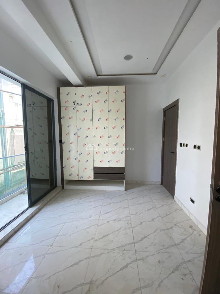 3 Bedroom Apartment with Boys Quarters, Lekki Phase 1, Lekki, Lagos, Flat / Apartment for Sale