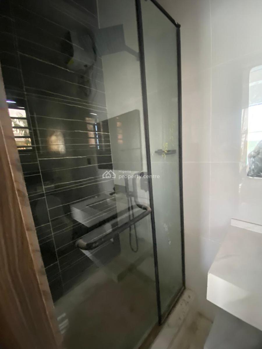3 Bedroom Apartment with Boys Quarters, Lekki Phase 1, Lekki, Lagos, Flat / Apartment for Sale
