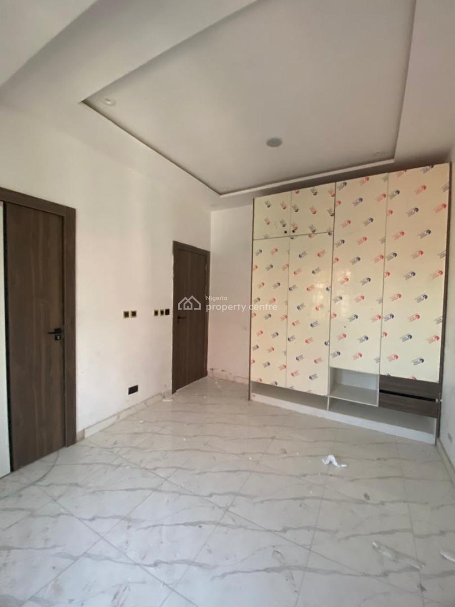 3 Bedroom Apartment with Boys Quarters, Lekki Phase 1, Lekki, Lagos, Flat / Apartment for Sale