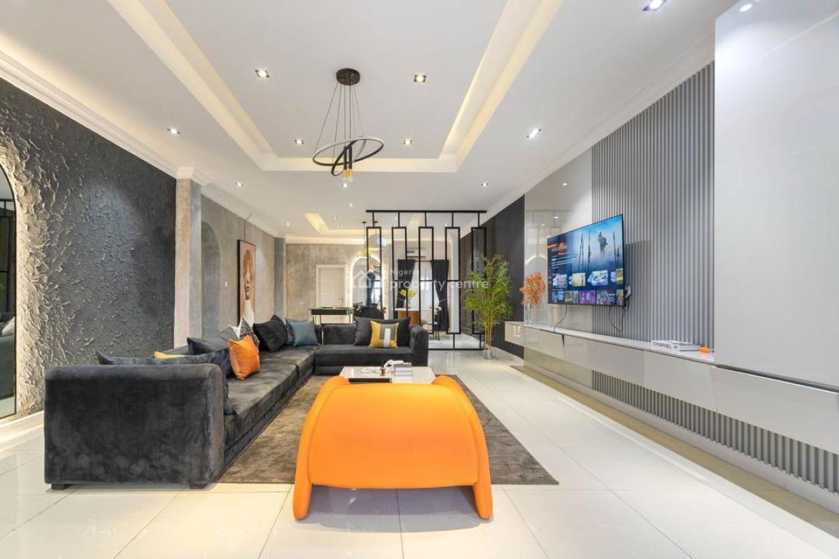 3 Bedroom Luxurious Apartment Available From Today 22nd   of July Loc, Lekki Phase 1, Lekki, Lagos, Flat / Apartment Short Let