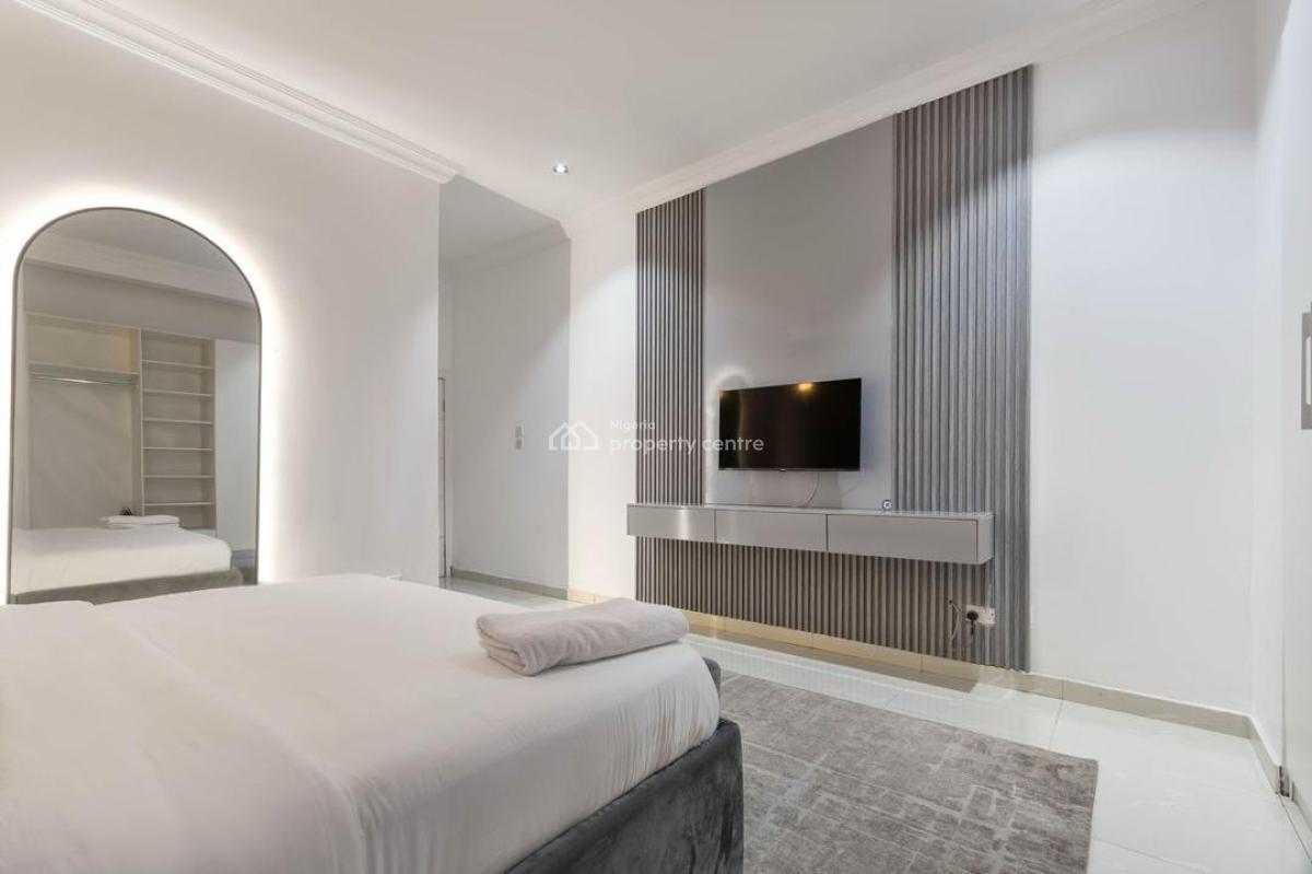 3 Bedroom Luxurious Apartment Available From Today 22nd   of July Loc, Lekki Phase 1, Lekki, Lagos, Flat / Apartment Short Let