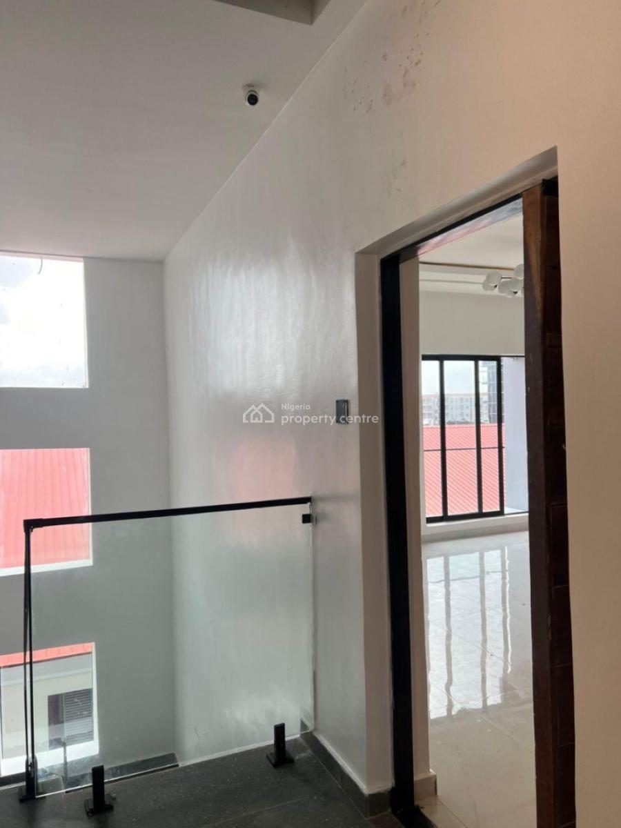 Spacious 2 Bedroom Serviced Apartment, Ikate, Lekki, Lagos, Flat / Apartment for Sale