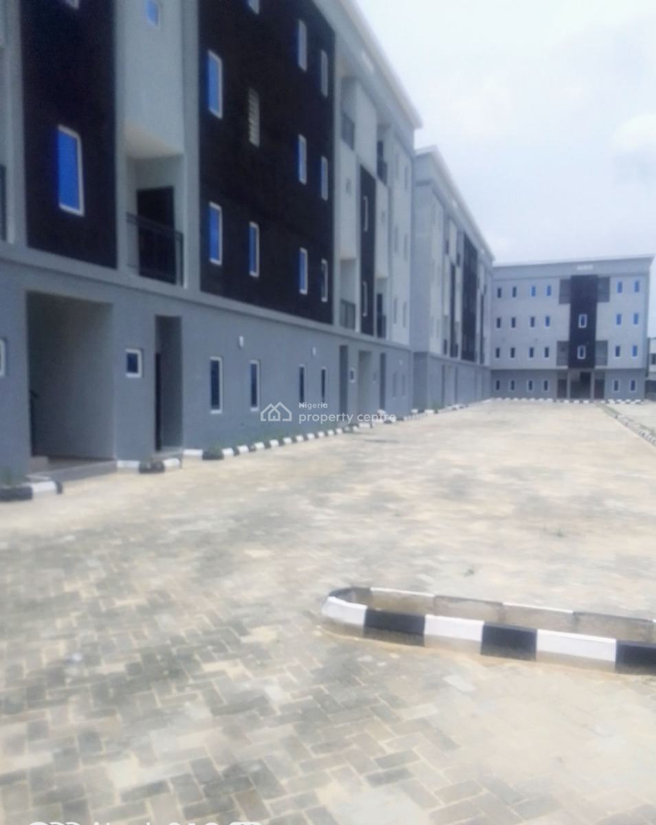 Mini Flat, Upstairs, Blenco, Sangotedo, Ajah, Lagos, Mini Flat (room and Parlour) for Rent