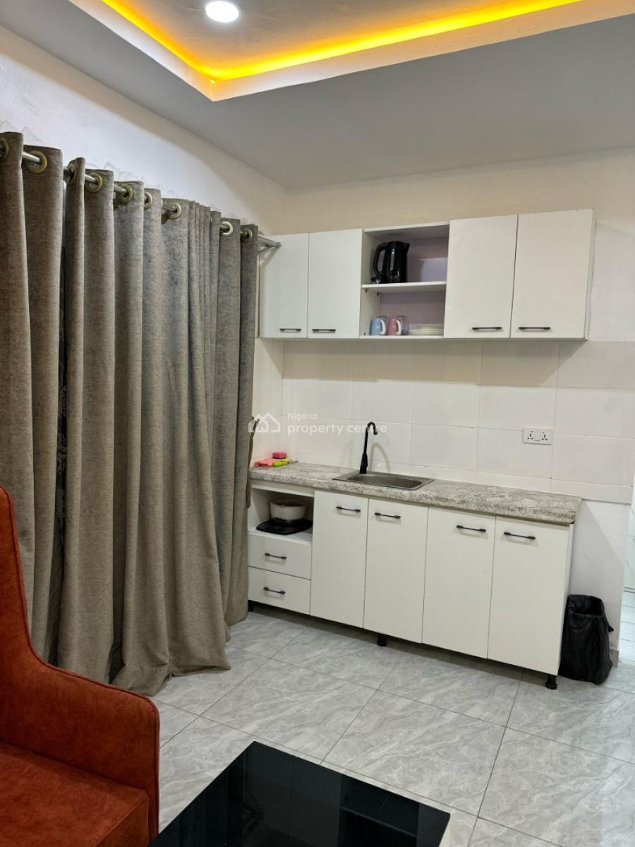 Luxurious Studio Apartment, Utako, Abuja, Flat / Apartment Short Let