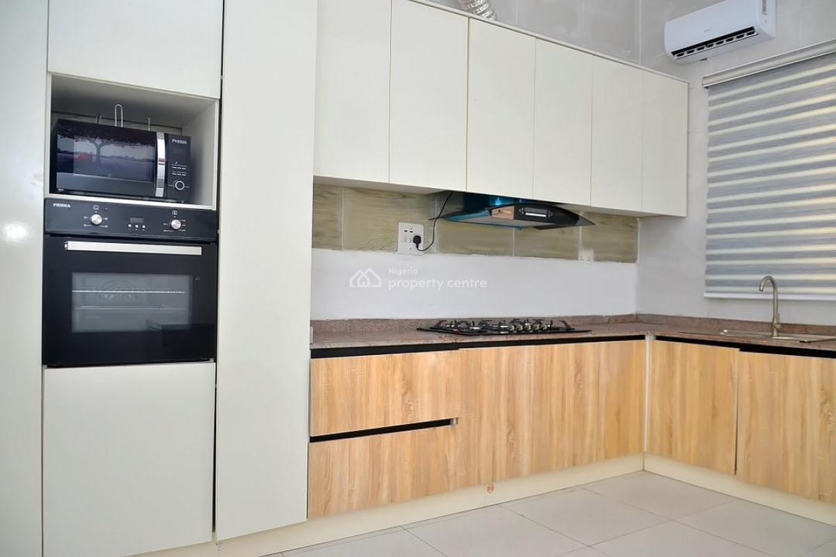 Newly Launched 3 Bedroom Terrace Duplex with Gym and Swimming Pool, Lekki, Lagos, Flat / Apartment Short Let