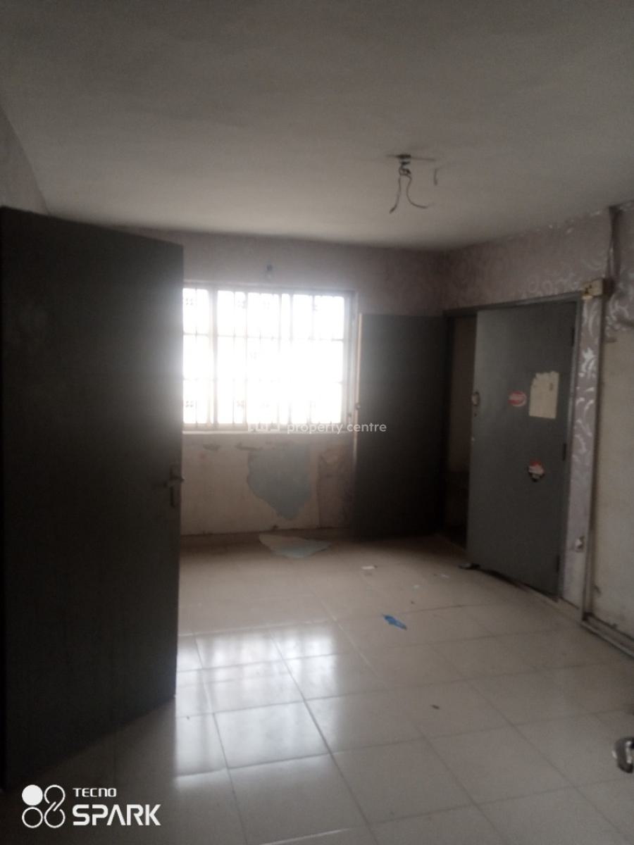 Three Bedroom Flat, Off Toyin Street, Opebi, Ikeja, Lagos, Flat / Apartment for Rent